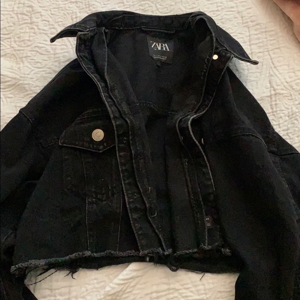 Black Cropped Denim Jacket